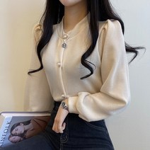 데일리 비비드 금장 단추 블라우스
