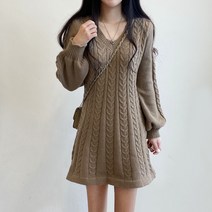 리아 꽈베기 브이넥 니트 미니 원피스