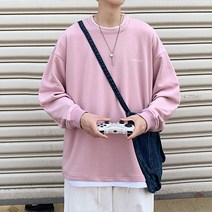 어디든 어울리는 페이크 라운드넥 남성 맨투맨
