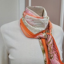 BCBG 몬스 스카프 B3A0A4063