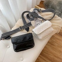 포인트백 누비 컬러 스트랩 크로스백 학생가방 핸드백 여친룩 수납력 직장인코디 보부상 데일리룩