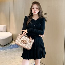 Mao진짜 우아한 시대 감소 니트 드레스 가을과 겨울 작은 대형 스웨터 Pleated 치마 햅번 작은 블랙 드레스