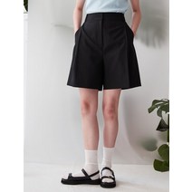 Kuho plus Tuck 볼륨 Half 팬츠 블랙