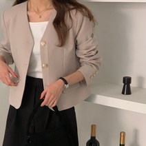 쥬쥬렐라 브이넥 금장 쓰리버튼 베이직 여성 싱글 자켓 (베이지) / 봄 가을 데일리룩