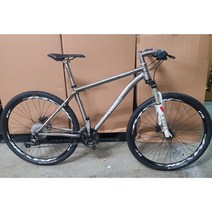 히들 풀티타늄 시마노 SLX30단 MTB 자전거, 그레이/실버, 520