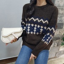 상상그이상 여성용 물결 자가드 긴팔니트 풀오버 스웨터 데일리로 입기좋은 루즈핏 오피스룩 가성비좋은 체형커버 도톰 포근한 라운드넥 니트