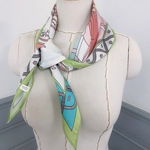 애슬릿 애슬릿 중년 여성 봄 가을 벨트 패턴 마름모 스카프