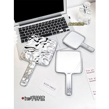 남이보는내얼굴거울 무반전거울 휴대용 화장 거울 바람 손잡이 그물 빨간 손 고급 주변, [01] 중간 정사각형