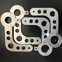 스테인리스 스틸 알루미늄 및 황동 현대적인 CNC 기계 선반에서 생산