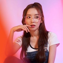 룩스토어 블루라이트차단 변색렌즈 스퀘어 사각 투명뿔테