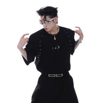 어깨패드티 어깨뽕 티셔츠 여름 패션 메탈 디자인 숄더 패드 반팔 루즈핏 라운드넥 남성용 탑 하이스트리트 트렌드