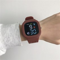 다이버시계 수영 2022 스마트 워치 남성 신입생 파티 시계 차가운 바람 틈새 대학 클라인 블루 그물 레드