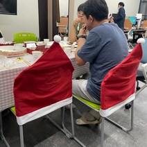 크리스마스 꾸미기 의자 장식 파티 식탁 트리 캠핑 포토존 장식 세트 꾸미기 xmas 포토존 트리 연말 의자