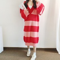 바보사랑 손등을덮는 오버핏 브이넥 단가라 니트 롱 원피스.드레스날다