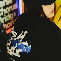 크럼프 그래피티 로고 티셔츠 (CT0360-1)