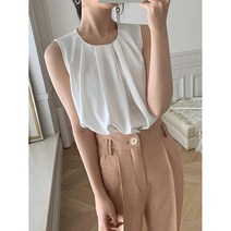 [큰귀멍멍]셔링 라운드 네크라인 쉬폰 나시 민소매 블라우스
