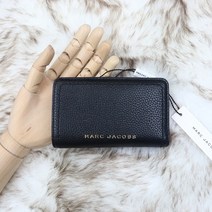 [미국직배송]빠른배송 마크제이콥스 Marc Jacobs 더 그루브 컴팩트 지갑 S104L01SP21호환