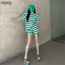 VSYOY 그린 스트라이프 스포츠 캐주얼 정장 여름 새로운 컬러 블록 탑 와이드 레그 반바지 유행 투피스 세트