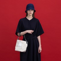 [아텀스튜디오] 아텀 스몰 버킷백 (2Colors)