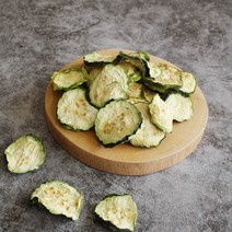 건나물 골라담기 취나물 시래기 고춧잎 곤드래 표고버섯 고구마순 건호박 건토란대 가지 무말랭이 고추부각 고사리 백목이버섯 피마자 궁채 건고구마순 표고버섯 다래순 흑목이버섯, 건호박_국내산, 300g, 1개
