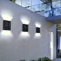 SOCEAN 사각 자연광 테라스 벽등 정원 조명 2EA 베란다 벽부착 조명 마당 솔라 라이트 실외 외부 직부등 태양열 채광 LED 루프탑 옥상 담벼락 조경 방수 전구 현관 정원 외등 태양광 쏠라 전등 난간 경관