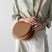 어나더원) 캐주얼 30대 40대 똑딱이 미니 반달 핸드백 보세 숄더백 크러치백 크로스백