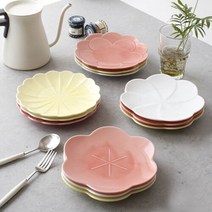 테이블코디 [일본수입] 오다포터리 플라워 접시 17cm - 4type 3color, 선택완료