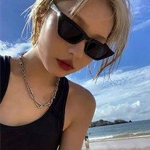 스퀘어 선글라스 캣츠아이 빈티지 제니 안경 여름 휴양지 여행 블랙선글라스