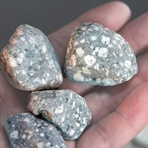 신포상점 맥반석자갈10kg 맥반석굴림돌 맥반석 고구마자갈 맥반석찜질 삼겹살구이용돌 맥반석삼겹살 구이용돌판 탈취 자갈구이용 직화구이 자갈돌, 맥반석굴림돌(40~50mm)10kg, 1개