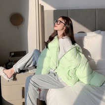 당일배송 하이넥터틀카라 루즈핏 크롭 숏패딩점퍼 웰론집업 화이트 베이비핑크 라이트그린 민트