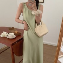 잇츠스타일 여성 U넥 심플 민무늬 러블리 레이어드 실키 롱원피스