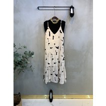씨샵인더룸 / 비스트 스퀘어 브이넥 뷔스티에 원피스 2color