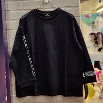 더데이걸 #서면점# BLACK 여성 반팔 맨투맨 티셔츠 얇은 여성박스티 루즈핏 보라색 검정티셔츠 여행룩 언발 레터 박시 티셔츠 TGLA21803 _NC서면점