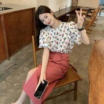 베러댓걸 여성용 봄 여름 라운드넥 플라워 믹스 반팔 벌룬 블라우스