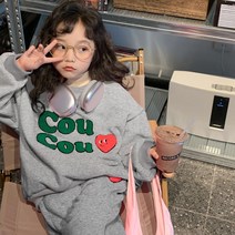 도오빠 하링봉봉 아동 기모 투피스 세트 라운드넥 맨투맨 긴팔 티셔츠 밴딩 바지 조거 팬츠 트레이닝복 뽀글이 자수 포인트 겨울 여아 키즈 주니어 어린이