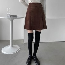 더블 핀턱 골덴 밴딩 미니 스커트