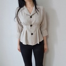 러빙엠 라인 셔링 스티치 블라우스