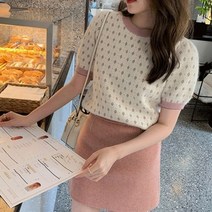 티셔츠 데일리 플라워 여름니트 2컬러 여성니트 반팔니트 니트 니트티 파스텔 러블리 숏