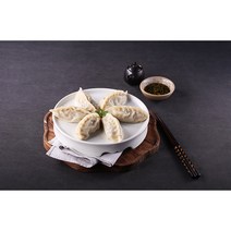 죽동국 육즙 가득 수제 고기만두 (죽여주는 동치미국수 남양주맛집), 도토리묵