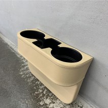 차량용 자동차용품 티볼리 아머 다용도 3구포켓 사이드거치대 컵홀더 베이지색상