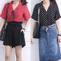 여성 데일리룩 땡땡이 카라 블라우스