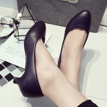 여자 펌프스 키튼힐 로우힐 편한 정장 스타일 코디