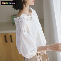 퀸앤조이 펀칭 자수 퍼프소매 면블라우스