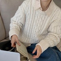 넷투넷코리아 여성 꽈배기 긴팔 라운드넥 루즈핏 단색 니트 스웨터