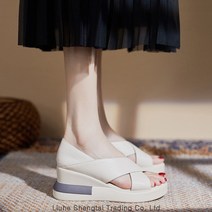 DM 여자 통굽슬리퍼 웨지슬리퍼 여성 샌들 7cm 여성 편한 여름샌들 웨지 샌들 (2색) HLY00806