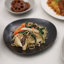 도자기 조약돌 접시 24cm 반찬접시 예쁜접시 무광접시 신혼그릇 3color, 블랙