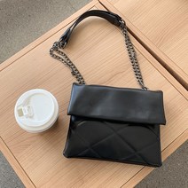 캐주얼 가방 새로운 패션 인터넷 연예인 패션 캐주얼 블랙 마름모 체인 어깨 메신저 가방