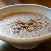 [부산맛집풍경] 직접 만들어 판매하는 메밀 들깨 칼국수 2인분, 2개