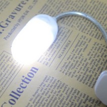 LED 건전지식 독서등 집게형 북라이트 책상 식물등 제도용 침대 공부 수험생 고시생 건전지포함