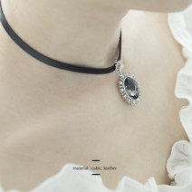 NBAHCBK 쇄골미인 가죽 초커목걸이 엔틱 블랙 타원형 큐빅 체인 펜던트